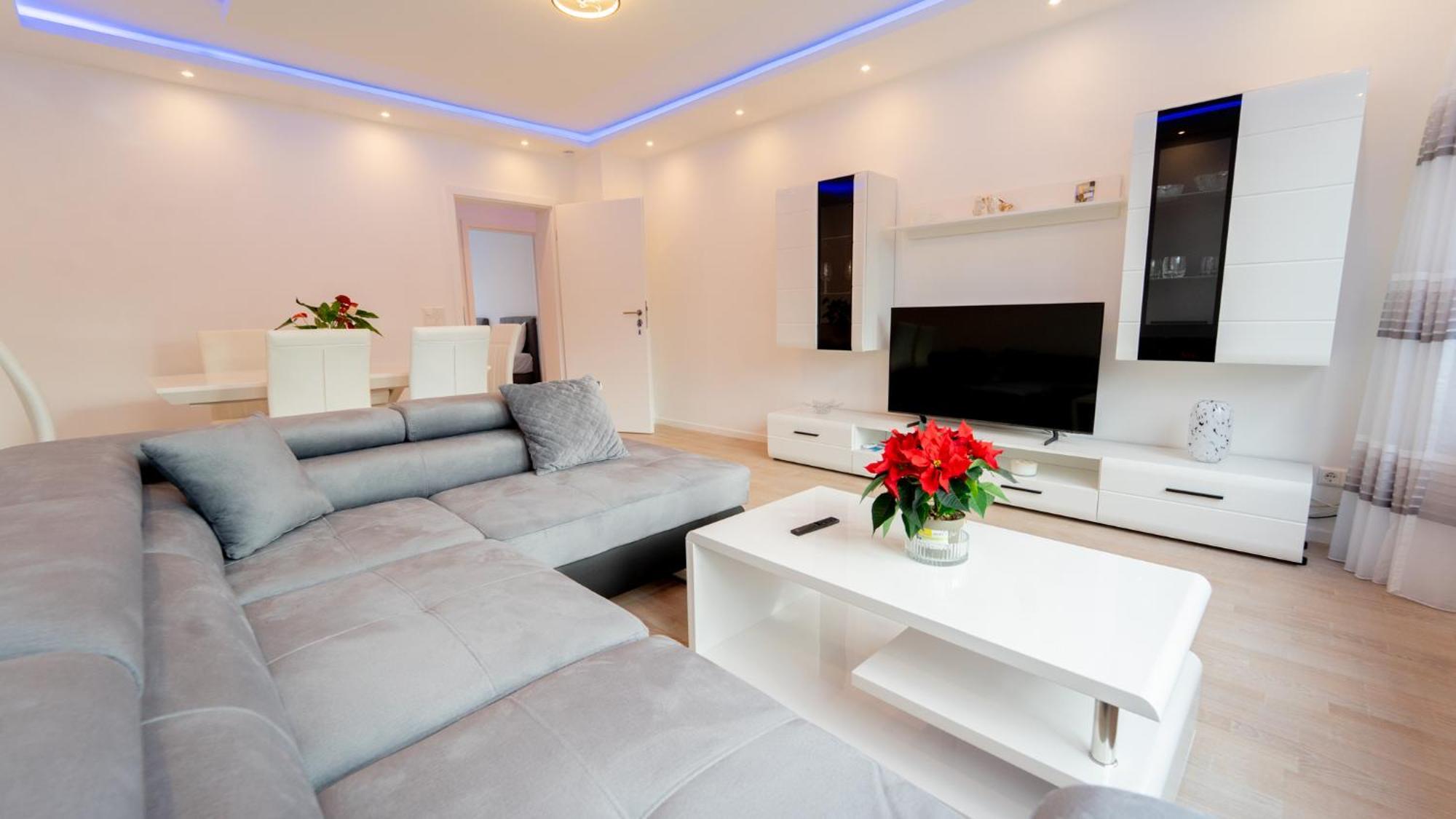 Mega Lux Apartment Esslingen am Neckar Exterior foto